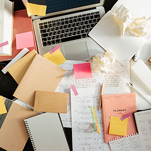 messy desk